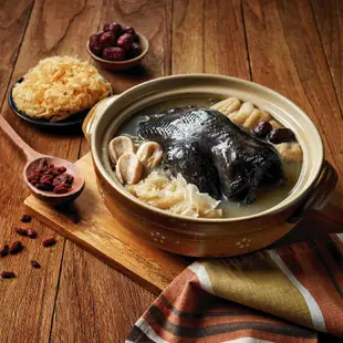 富貴名餚-人蔘鮑魚烏骨雞湯(全雞2.5kg/盒)