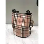 二手精品 BURBERRY博柏利 爆款HAYMARKET 100%小牛皮 經典格紋水桶包 23.5CM 現貨