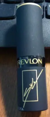 REVLON/SOFIA CARSON Ultra HD Matte Lipcolor, Color #026 The Sofia Red, New