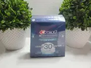 Crest 3D Professional White + Led Light Whitestrips 19 Treatments READ