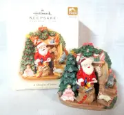 Hallmark 2006 Club Ornament ~ A Glimpse Of Santa ~ Lighted Feature