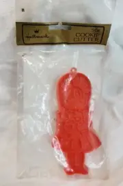 Hallmark Vintage Cookie Cutter Joan Walsh Anglund author 1975 Doll Girl NOS