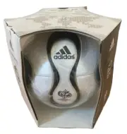 ADIDAS SOCCER OPENING MATCH BALL FOOTBALL FIFA WORLD CUP GERMANY 2006 TEAMGEIST