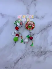 Nurse Gift, Clinic, Medical, LVN, RN, Christmas FunnyGrumpy Grinchmas Badge Reel
