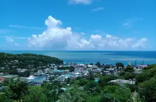 馬蒂蘭港美麗海景 2 居之家酒店 - 附專屬花園及無線上網