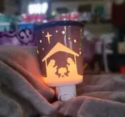 Scentsy Silent Night Plug In Wax Warmer Night-light Christmas Nativety - RETIRED