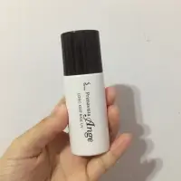 在飛比找蝦皮購物優惠-Sofina 漾緁 控油瓷效妝前隔離乳 SPF25 PA++