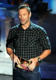 Actor Aaron Eckhart speaks onstage at Spike TV's "Scream 2010" at - Old Photo