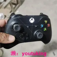 在飛比找露天拍賣優惠-現貨XBOX ONE無線控制器1708 游戲手柄。成色如圖,