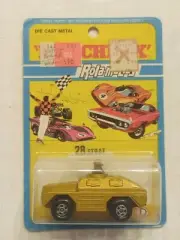 1971 NOS Matchbox Superfast Rolamatics #28 Stoat Original Hanger