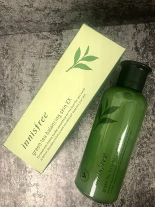 韓國innisfree 綠茶精萃保濕化妝水 200ML 圖一2019版包裝◐香水綁馬尾◐