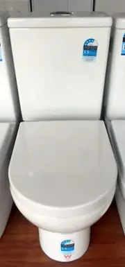 4 STAR VITREOUS CHINA SOFT CLOSE TOILET SUITE S/P Trap