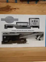 Bachmann HO Silver Series Santa Fe 250-ton crane car and boom tender - Item...