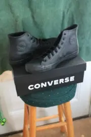 CONVERSE MENS CHUCK TAYLOR ALL STAR BLACK LUXE LEATHER HI TOP SNEAKER SZ. 9.5