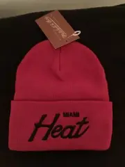 Mitchell & Ness Miami Heat Script Winter Hat Beanie Red