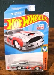 Hot Wheels Aston Martin DB4GT High-Speed Edition 2024 Q-Case