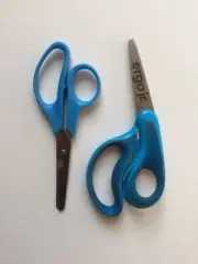 Ergo Jr Small Blue Scissors x2