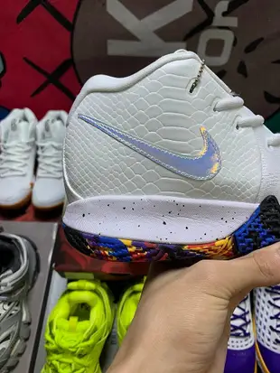 【阿明運動舘】Nike Kyrie 4 EP'NCAA Tournament歐文4 玉石 NCAA