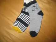 NWT Gymboree Anchors Away size 5-6 Gray Crossbones Striped Pirate 2 pack Socks