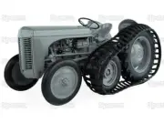 Tractor 1/16 Scale UNIVERSAL HOBBIES Ferguson TEA 20 with Caterpillar Tracks