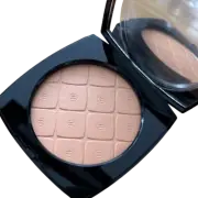 CHANEL LES Beiges Maxi Poudre Vermin Soft Peach Face Powder Beauty Make Up Item