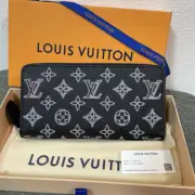 Louis Vuitton Zippy Wallet Purse M81703 long wallet Mahina calf collection