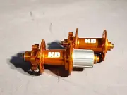 Bicycle Hubs KandyBikes Orange 32h, 135x10 QR, 100x9 QR 6 bolt HG Driver