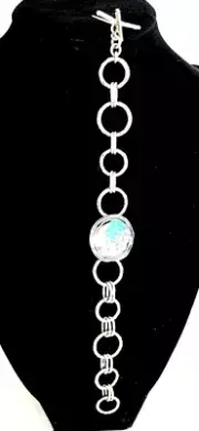 Opulenza Designs Sterling Silver Hammered Ridged Circle Toggle Bracelet 7-7.5"