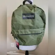 NWT Trailmaker Classic Lightweight Travel / School Backpack.