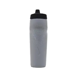 【NIKE 耐吉】水壺 Refuel Water Bottle 24 oz 灰 白 可擠壓 單車 運動水壺(N100766608-624)