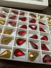 24 vintage Swarovski Pear (13x7.8mm) Light Siam Red 4300 Austria Crystals Jewel