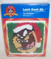 Caron TAZ CHRISTMAS Latch Hook Kit Looney Tunes 1997 NEW Sealed Box
