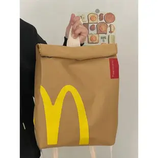 網紅麥當勞書包2023新款紙袋背包女雙肩包大容量包包大學生上課包