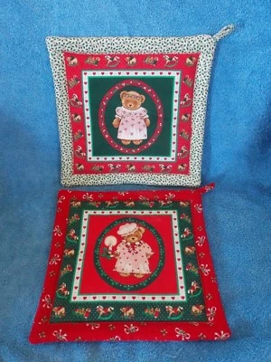 New Vintage Set OF 2 Christmas Bear Potholder
