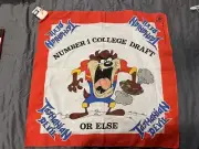 VINTAGE 1988 NWT TAZ TASMANIAN DEVIL NUMBER 1 COLLEGE DRAFT OF ELSE BANDANA