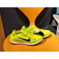 在飛比找蝦皮購物優惠-日本購入全新Nike運動鞋Nike free 4.0 fly