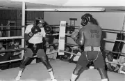 Dwight Muhammad Qawi Trains For An Upcoming Fight 2 Old Boxing Photo