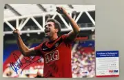 MICHAEL OWEN Hand Signed Man Utd 8'x10' Photo + PSA DNA COA ENGLAND