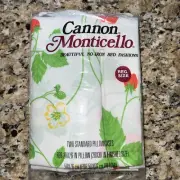 2 Vtg Cannon Monticello Strawberry and Vine Pillowcases Pair Flowers Retro NEW
