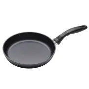 Swiss Diamond | 9.5" Induction Nonstick Fry Pan | HD Classic