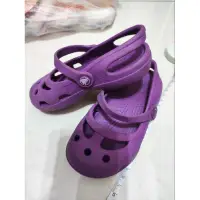 在飛比找蝦皮購物優惠-crocs布希鞋防水鞋13-15cm