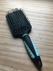 Quality Salon Hair Brush Head Scalp Massage Relax Green & Black 3.25"W x 10"L
