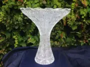 VINTAGE BOHEMIA CLEAR QUEEN LACE HAND CUT 24% LEAD CRYSTAL VASE 12" NIB