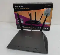 在飛比找Yahoo!奇摩拍賣優惠-出清九成新~~Netgear 夜鷹 Nighthawk R7