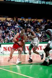 Rex Chapman Washington Bullets drives v Reggie Lewis Boston Celtic- Old Photo 1