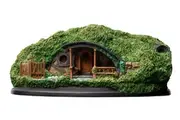 The Hobbit: 39 Low Road - Hobbit Hole Statue