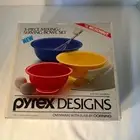 Vintage 1986 PYREX Designs 2-Piece 430-045 Rainbow Mixing Serving Bowl Set.
