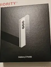 NIB Samsung Galaxy Z Fold6 - 512 GB - WHITE (FACTORY Unlocked) *NEW IN BOX!*