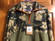 The North Face $50 Boy's Quarter Zip Pullover Camo Fleece Youth XL 18/20