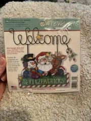 DIMENSIONS Wire Welcome CHRISTMAS FRIENDS 6" Counted Cross Stitch Kit #8702 NOS